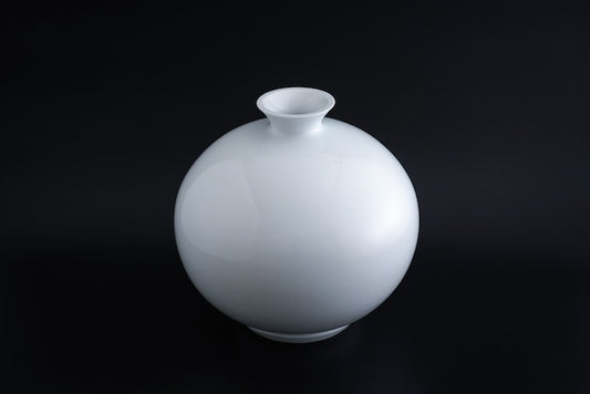 【井上萬二作】白磁丸形壷 Φ24.5