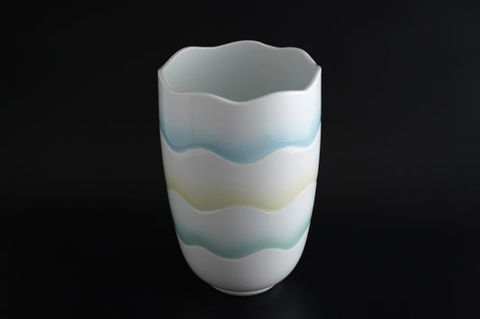 【井上康徳作】白磁黄緑青釉波文花器